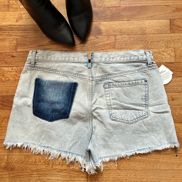 SPLENDID x MARGHERITA | Embroidered Cutoff Denim Shorts Size 30 - Picture 7 of 12